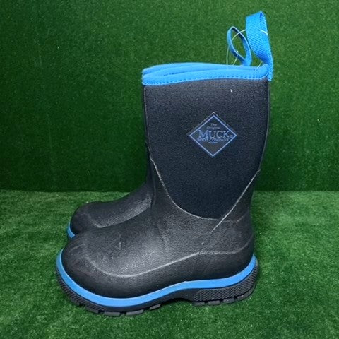 The Muck Company boots Size: 09