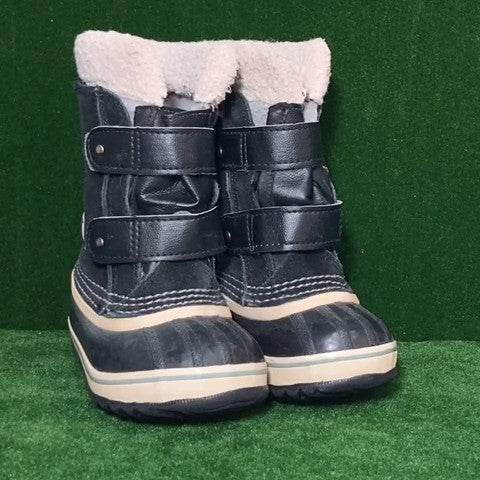 Sorel Toddler Snowboots Size: 08