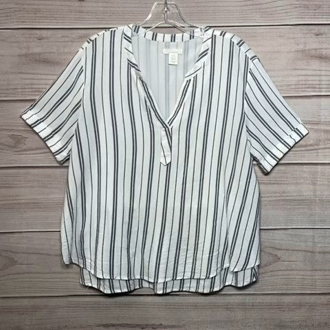 H&M Maternity Shirt Size: M