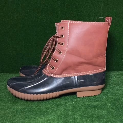 Yoki boots Size: 05