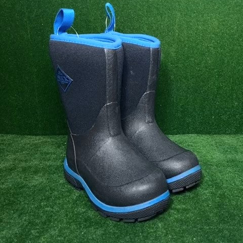 The Muck Company boots Size: 09