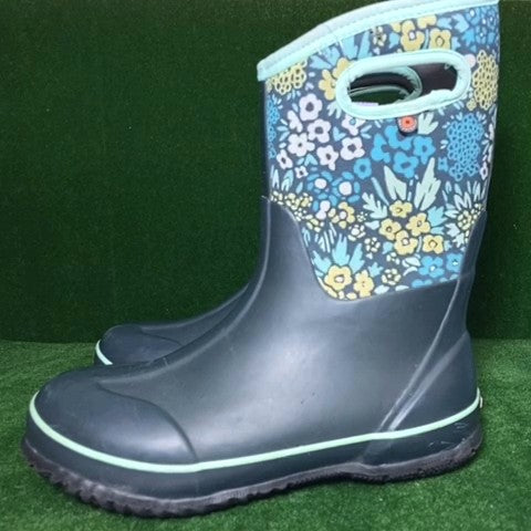 Bogs Snowboots Size: 06