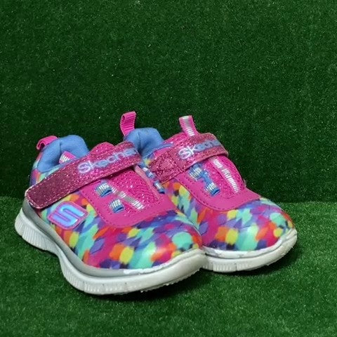 Skechers Toddler Sneakers Size: 05