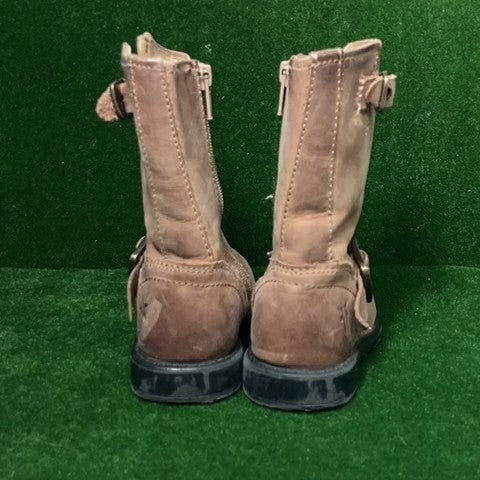 Frye Toddler boots Size: 05