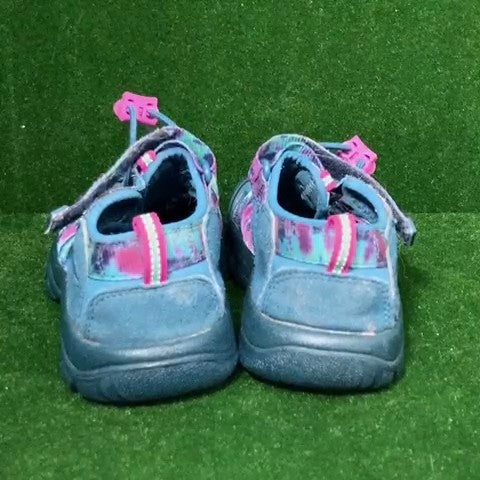 Keen Sandals Size: 10 & up