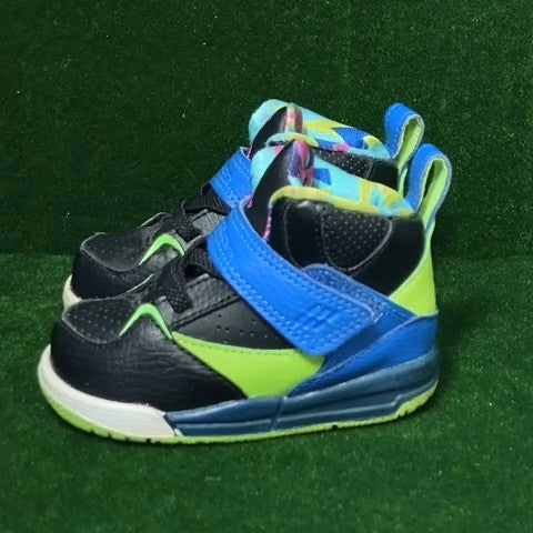 Jordans Flight 45 Toddler Sneakers Size: 04